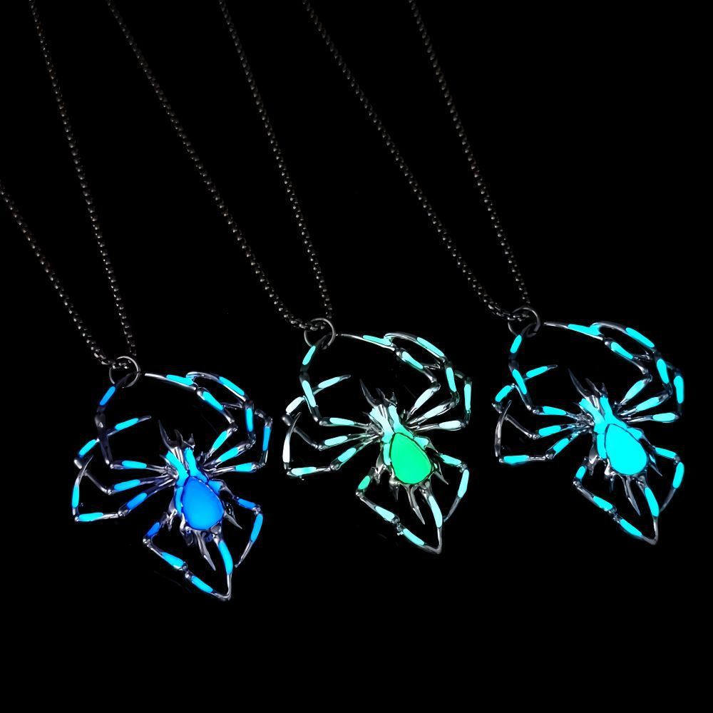 Halloween Creative Stereo Luminous Spider Necklace Jewerly Glowing Night Fluorescence Antique Vintage Glow In The Dark For Men Women Gift Party Halloween Day Club